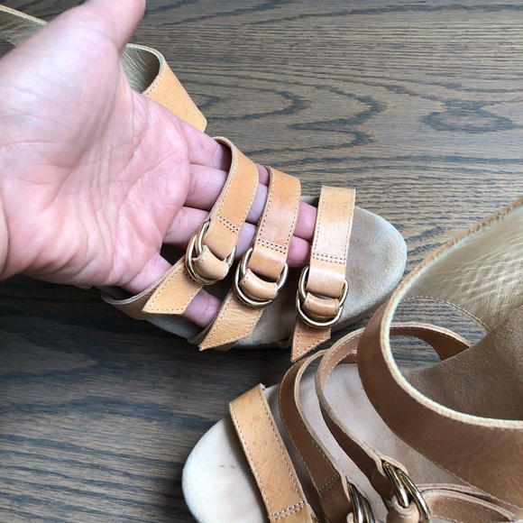Loeflfler Randall tan leather straps wood heels 9b - Picture 5 of 5